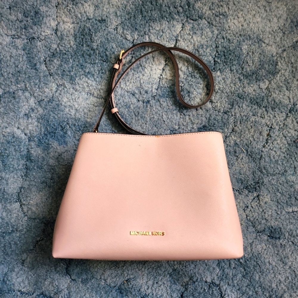 Michael Kors Pink Leather Handbag/Satchel